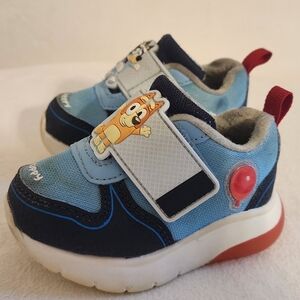 Disney's BLUEY light Up Sneakers For Toddlers Size 5 Used